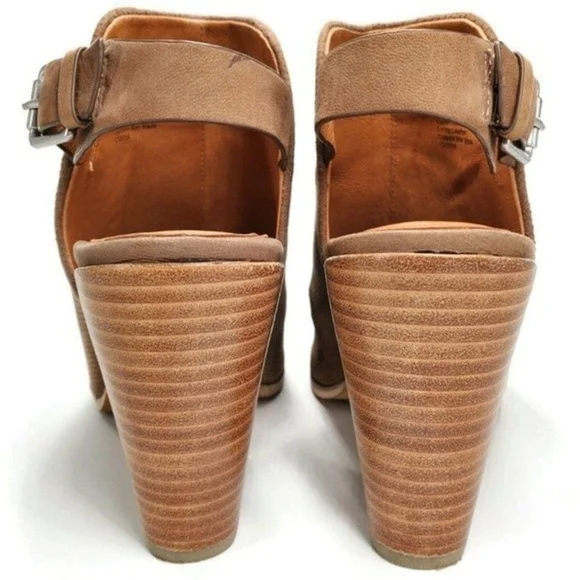 Gentle Souls Tan Nubuck Leather Open-Toe Sling-Back Stacked Heel Shootie Sandals - Picture 6 of 16
